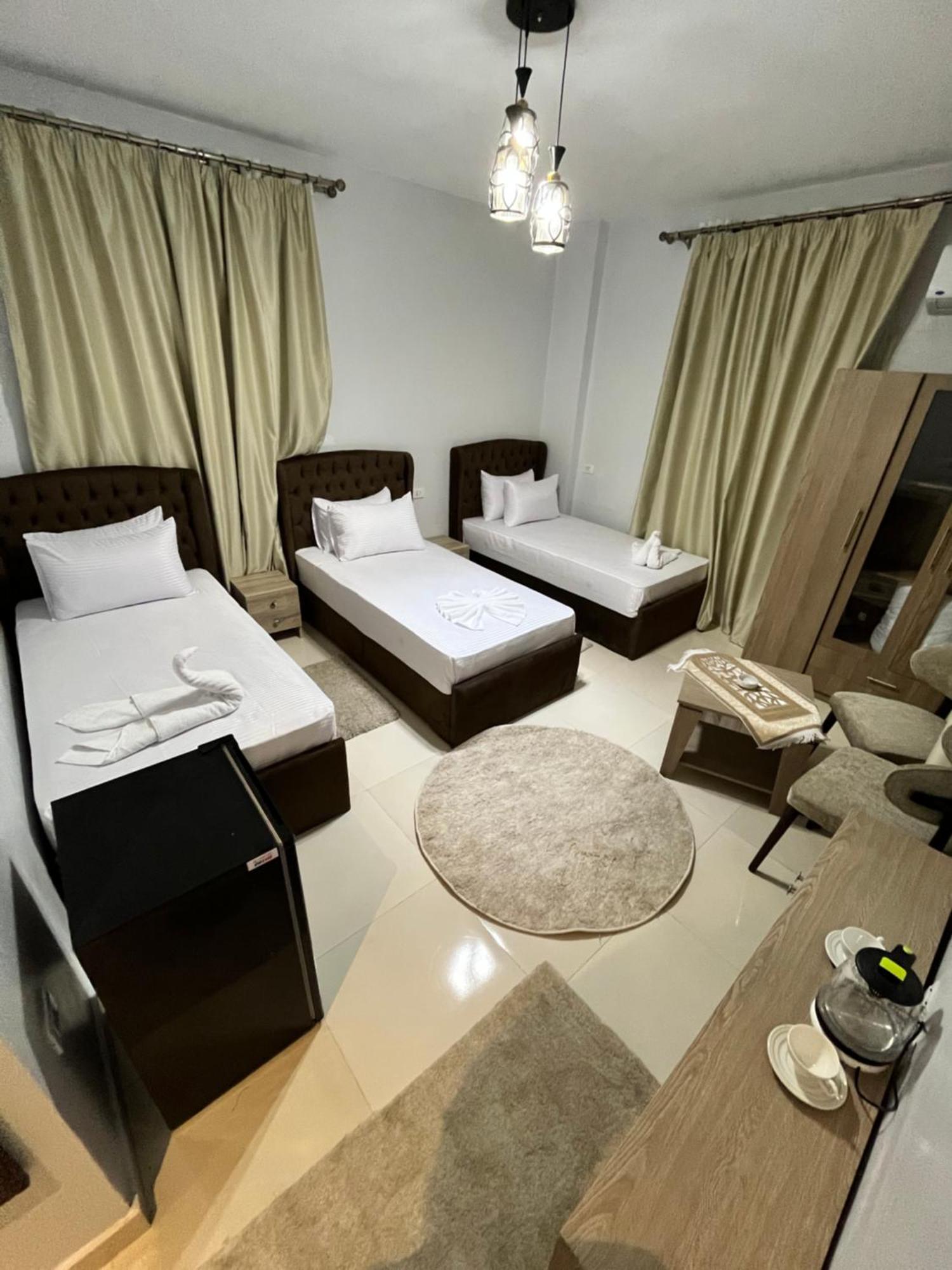 Triple Garden View Hotel Kairo Exterior foto