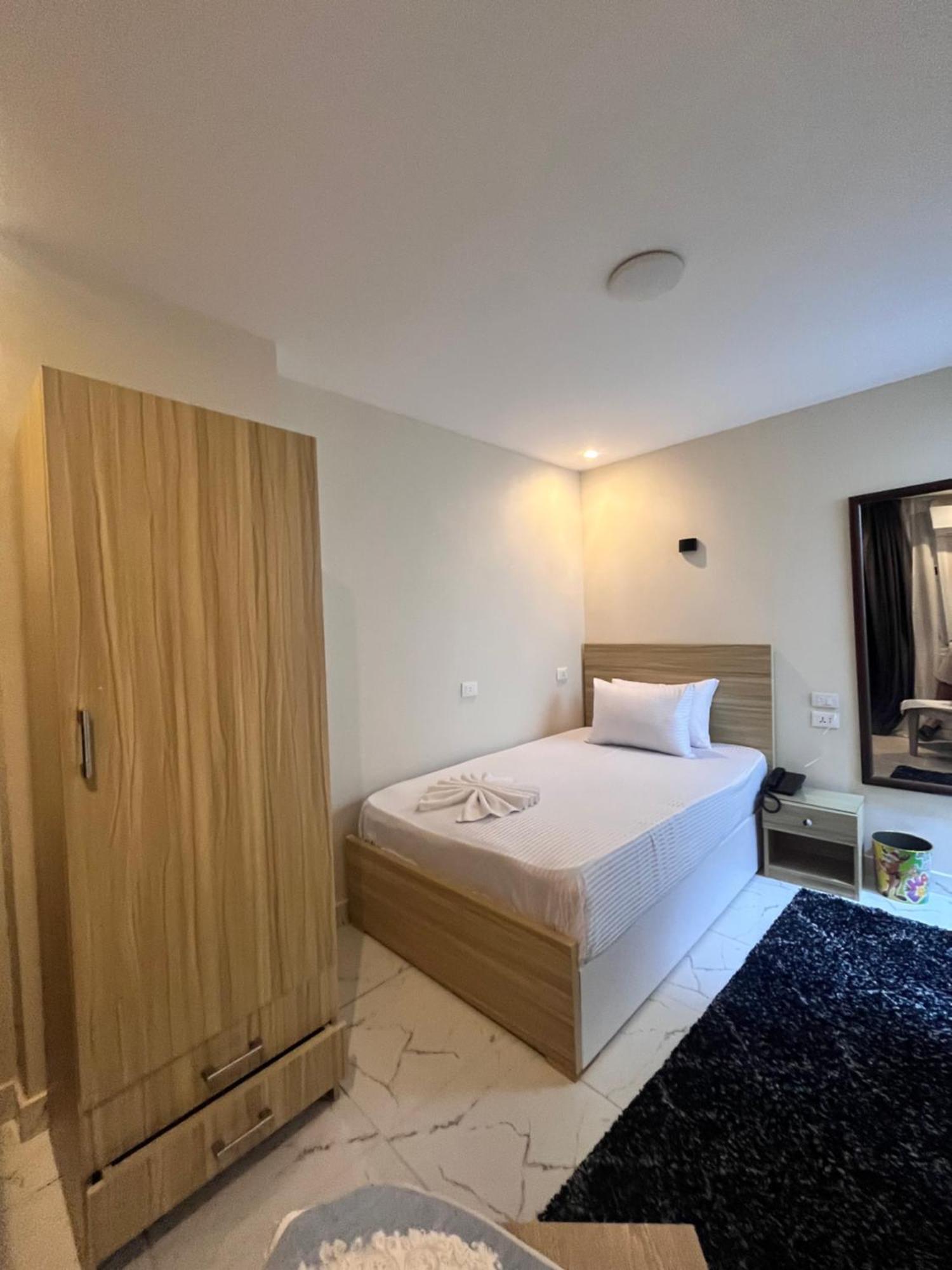 Triple Garden View Hotel Kairo Exterior foto